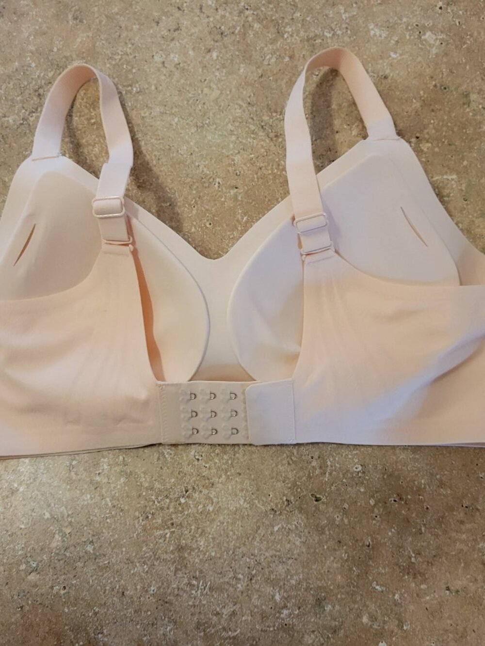 Lightweight Bra - Picture 4 of 4